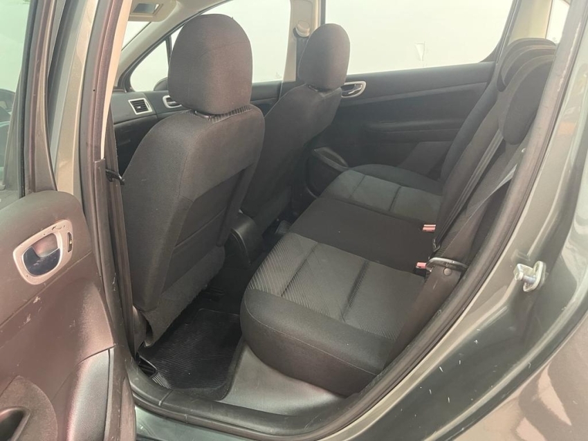 peugeot 307 2.0 presence pack sedan 16v flex 4p automatico 2010