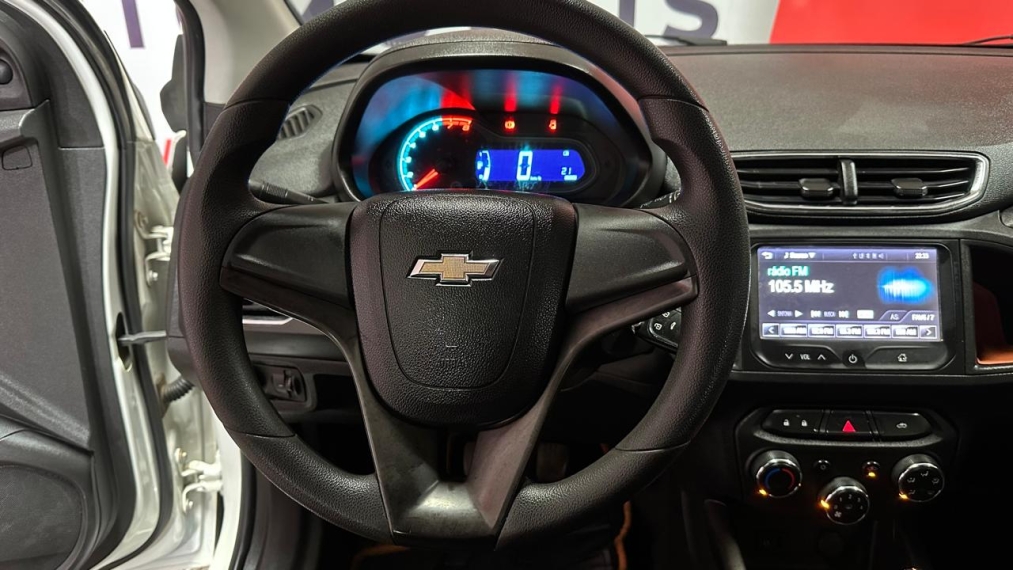 chevrolet onix 1.0 mpfi lollapalooza 8v flex 4p manual 2014
