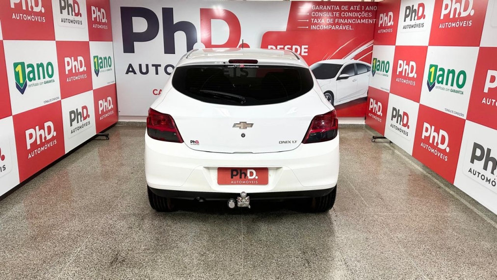 chevrolet onix 1.0 mpfi lollapalooza 8v flex 4p manual 2014