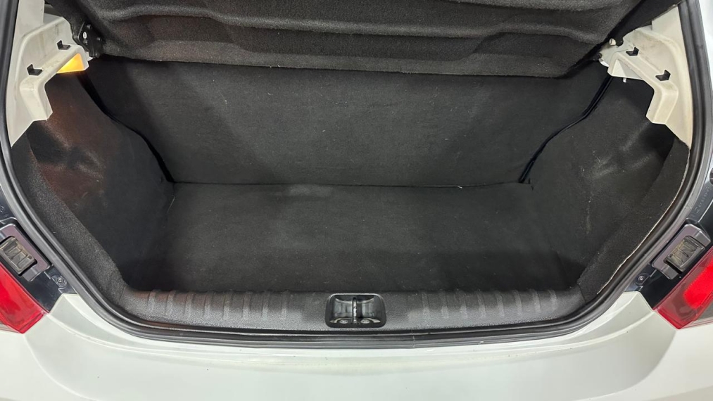 chevrolet onix 1.0 mpfi lollapalooza 8v flex 4p manual 2014