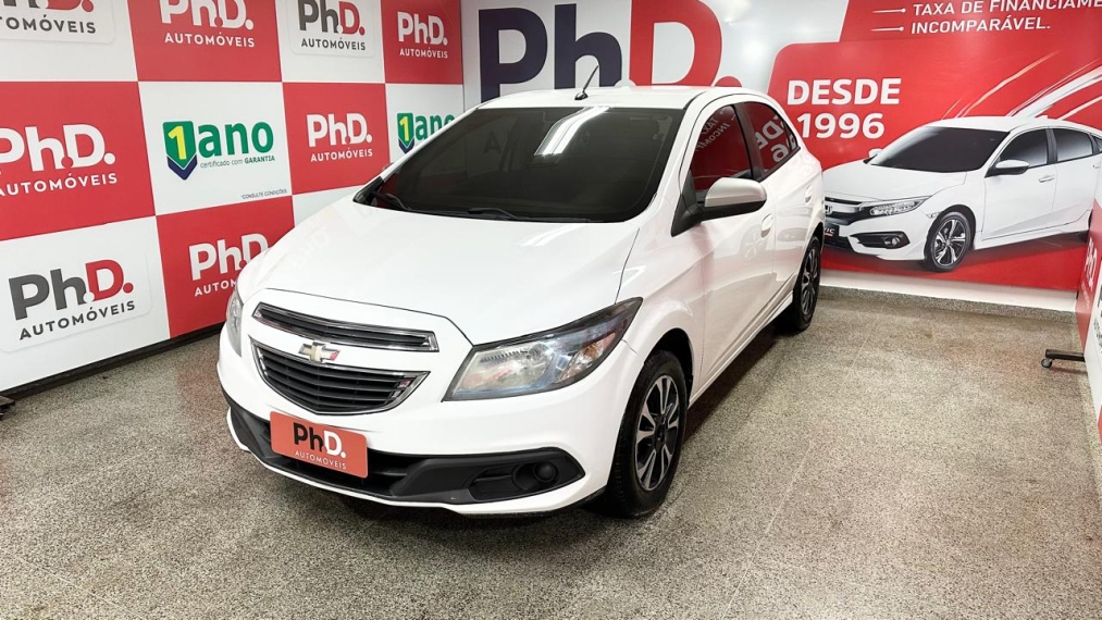 chevrolet onix 1.0 mpfi lollapalooza 8v flex 4p manual 2014
