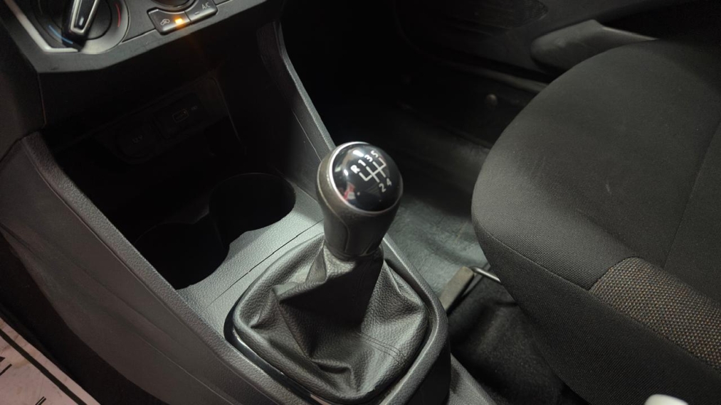 volkswagen saveiro 1.6 msi robust cs 16v flex 2p manual 2024