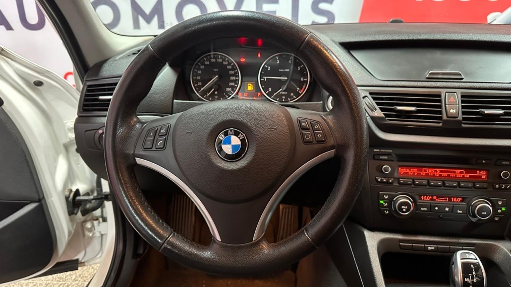 bmw x1 2.0 16v gasolina sdrive18i 4p automatico 2013