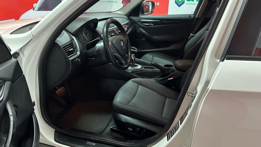 bmw x1 2.0 16v gasolina sdrive18i 4p automatico 2013