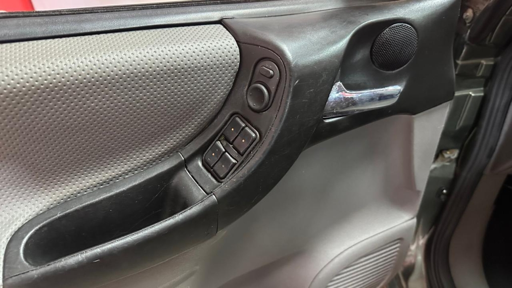 chevrolet zafira 2.0 mpfi elite 8v flex 4p automatico 2011