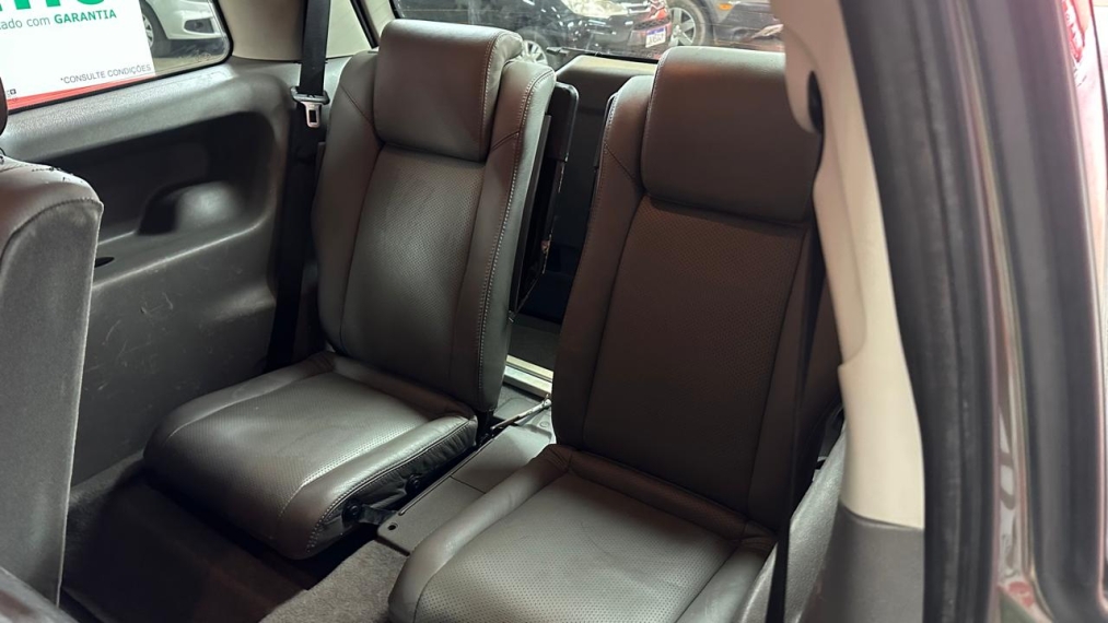 chevrolet zafira 2.0 mpfi elite 8v flex 4p automatico 2011