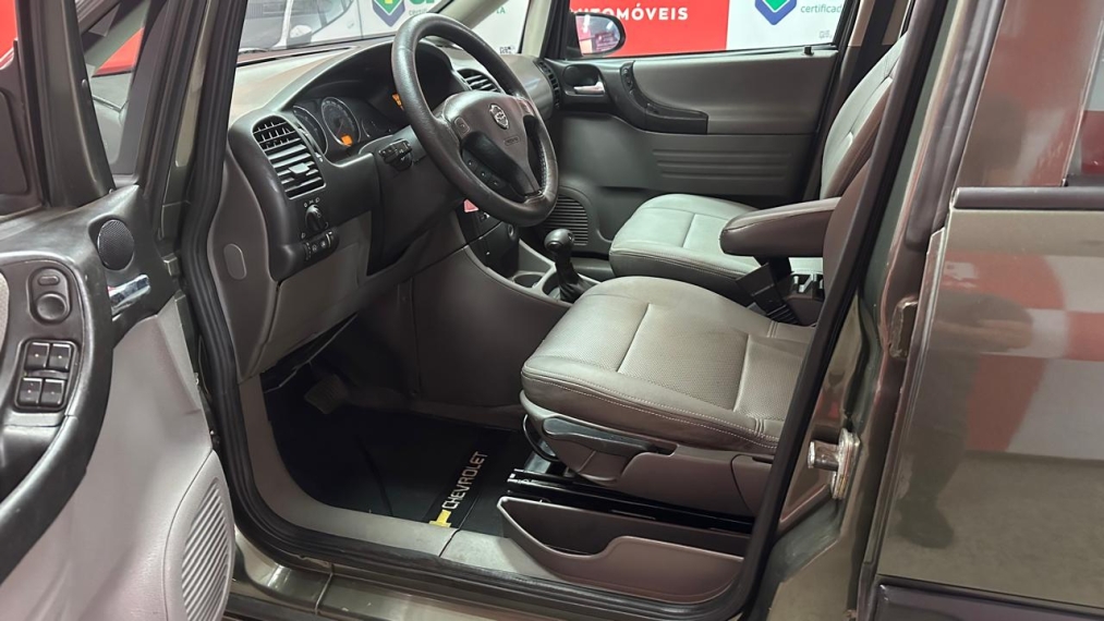 chevrolet zafira 2.0 mpfi elite 8v flex 4p automatico 2011