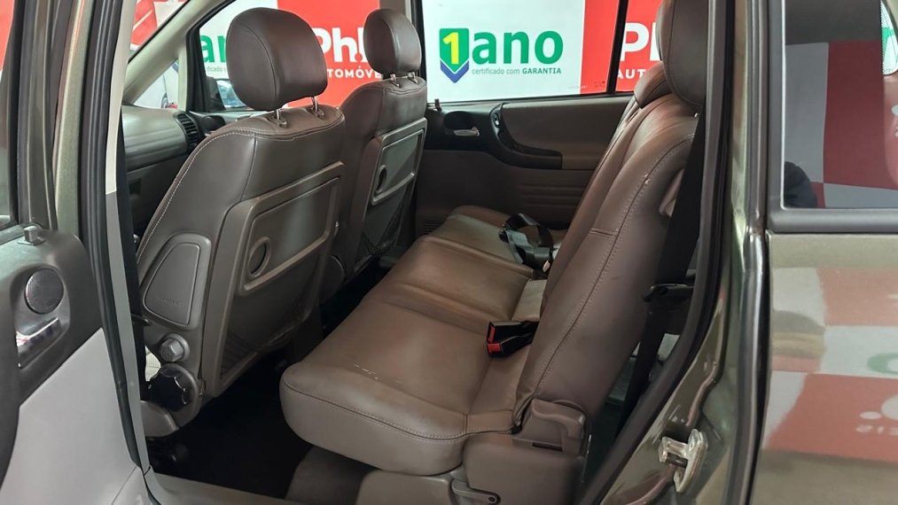 chevrolet zafira 2.0 mpfi elite 8v flex 4p automatico 2011