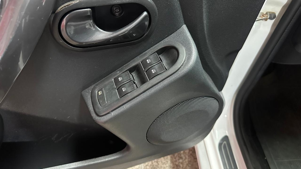 renault duster 2.0 dynamique 4x2 16v flex 4p automatico 2013