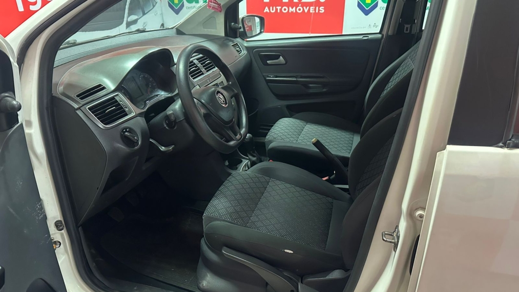volkswagen fox 1.0 mpi trendline 12v flex 4p manual 2016