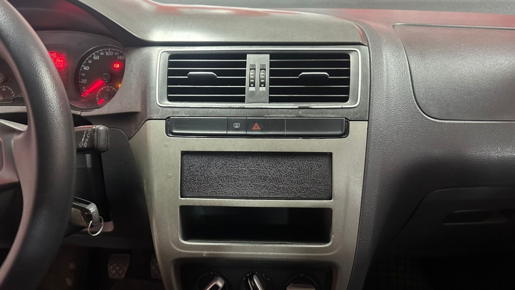 volkswagen fox 1.0 mpi trendline 12v flex 4p manual 2016