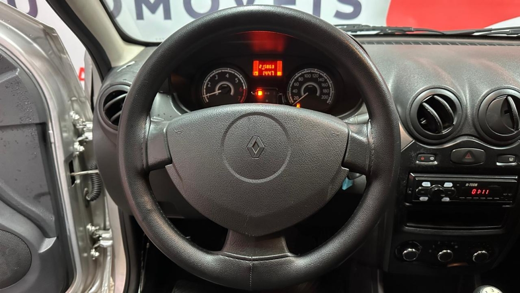 renault sandero 1.0 authentique 16v flex 4p manual 2014