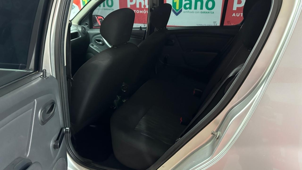 renault sandero 1.0 authentique 16v flex 4p manual 2014