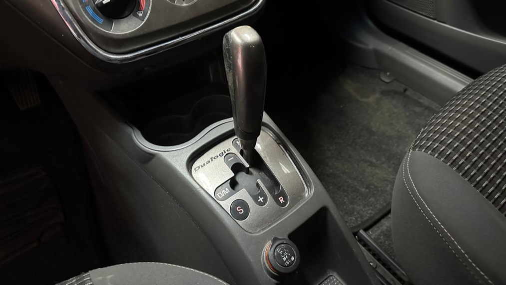 fiat punto 1.8 essence 16v flex 4p automatizado manual 2011