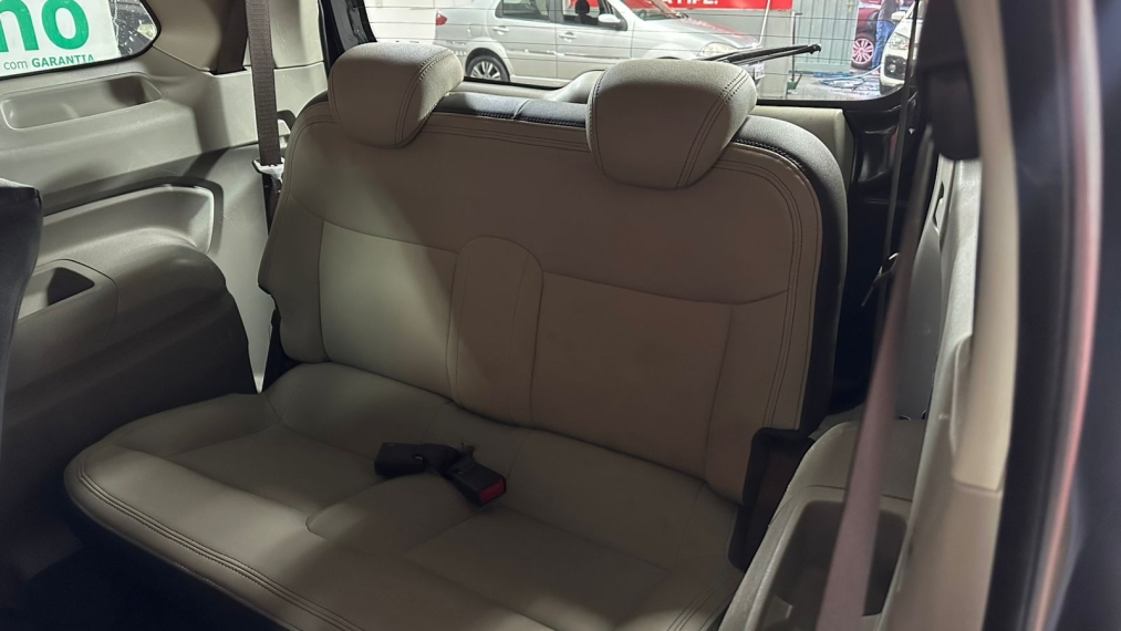 chevrolet spin 1.8 ltz 8v flex 4p automatico 2013