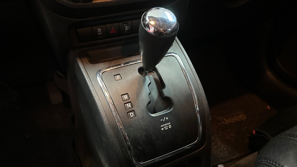 jeep compass 2.0 sport 4x2 16v gasolina 4p automatico 2014