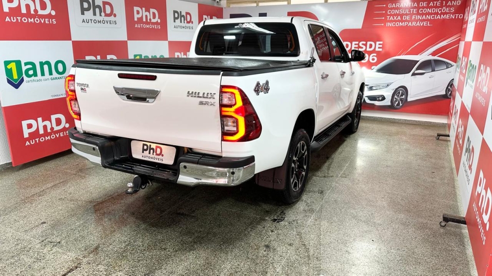toyota hilux 2.8 d-4d turbo diesel cd srx 4x4 automatico 4p 2021
