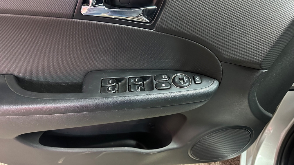 hyundai i30 2.0 mpi 16v gasolina 4p automatico manual 2011