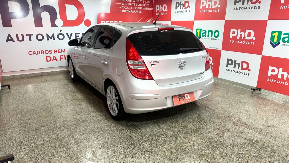 hyundai i30 2.0 mpi 16v gasolina 4p automatico manual 2011