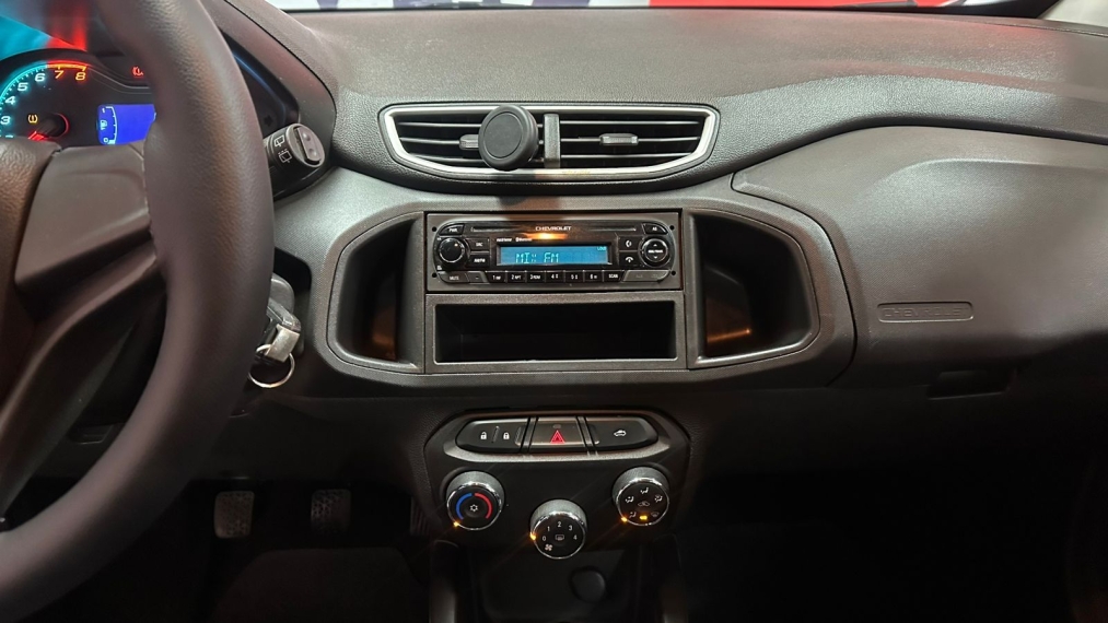 chevrolet onix 1.0 mpfi lt 8v flex 4p manual 2018