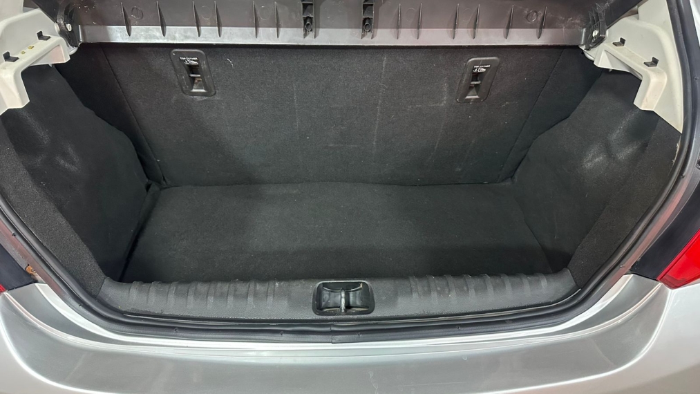 chevrolet onix 1.0 mpfi lt 8v flex 4p manual 2018