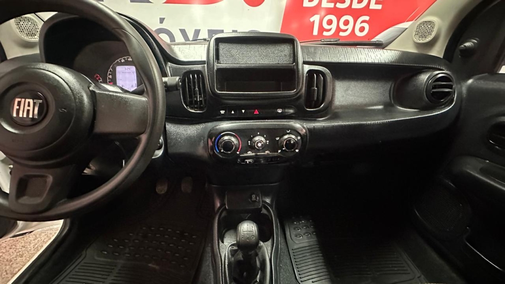 fiat mobi 1.0 evo flex like. manual 4p 20238 fiat mobi 1.0 evo flex like. manual 4p 20238