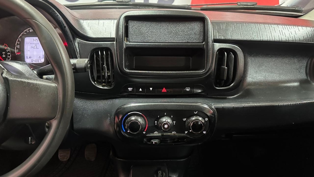 fiat mobi 1.0 evo flex like. manual 4p 202310 fiat mobi 1.0 evo flex like. manual 4p 202310