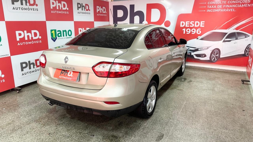 renault fluence 2.0 dynamique 16v flex 4p automatico 20133