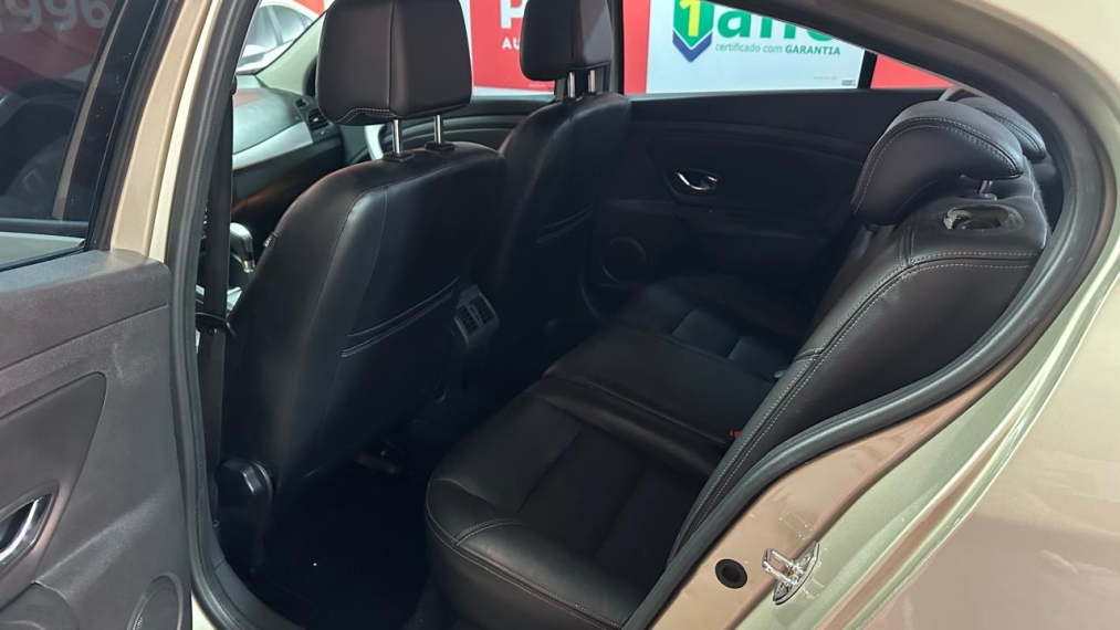 renault fluence 2.0 dynamique 16v flex 4p automatico 20137