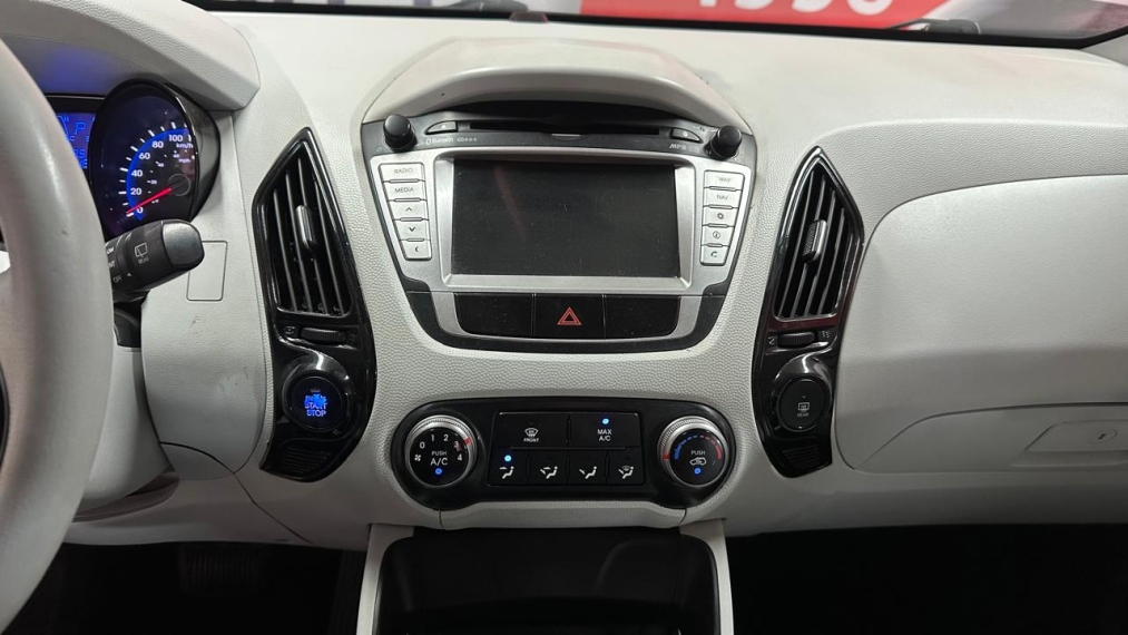 hyundai ix35 2.0 mpi 4x2 16v flex 4p automatico 201411 hyundai ix35 2.0 mpi 4x2 16v flex 4p automatico 201411