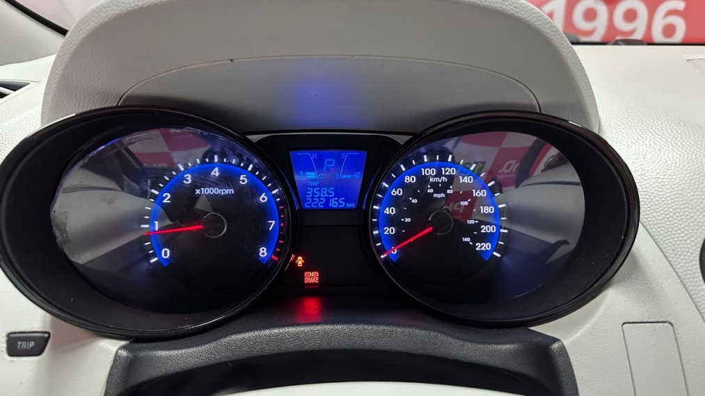 hyundai ix35 2.0 mpi 4x2 16v flex 4p automatico 201410 hyundai ix35 2.0 mpi 4x2 16v flex 4p automatico 201410