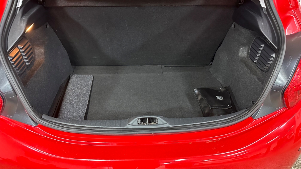 peugeot 208 1.5 active pack 8v flex 4p manual 201514 peugeot 208 1.5 active pack 8v flex 4p manual 201514