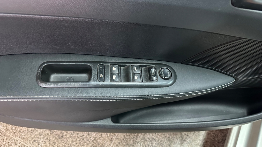 peugeot 408 2.0 allure 16v flex 4p automatico 2012