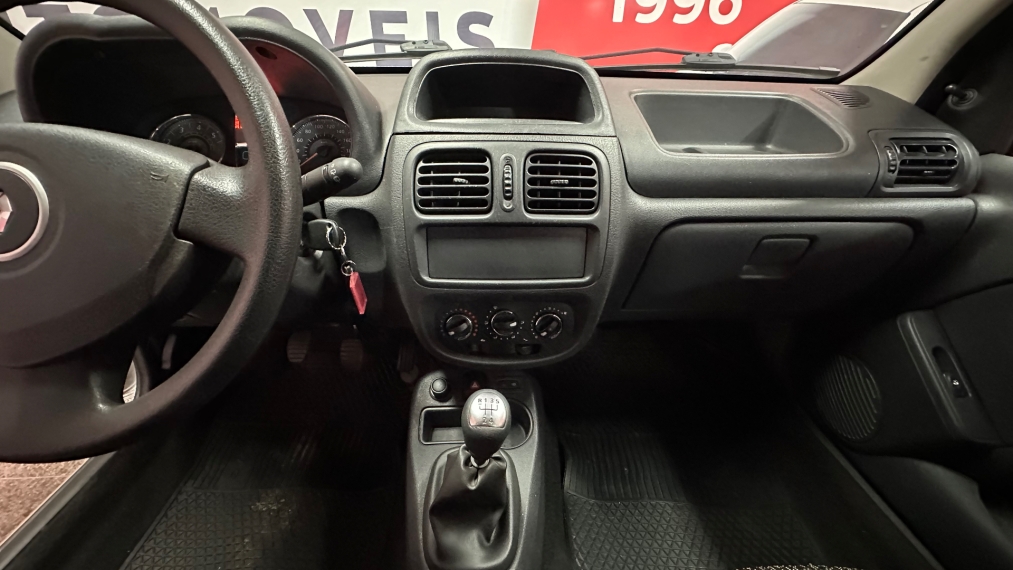 renault clio 1.0 authentique 16v flex 4p manual 2014