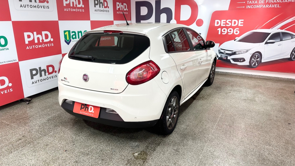 fiat bravo 1.8 essence 16v flex 4p automatizado automatico 20143