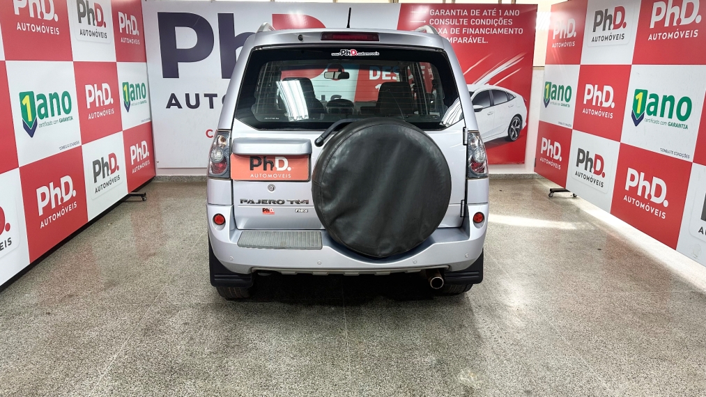 mitsubishi pajero tr4 2.0 4x2 16v 140cv flex 4p manual 20134 mitsubishi pajero tr4 2.0 4x2 16v 140cv flex 4p manual 20134