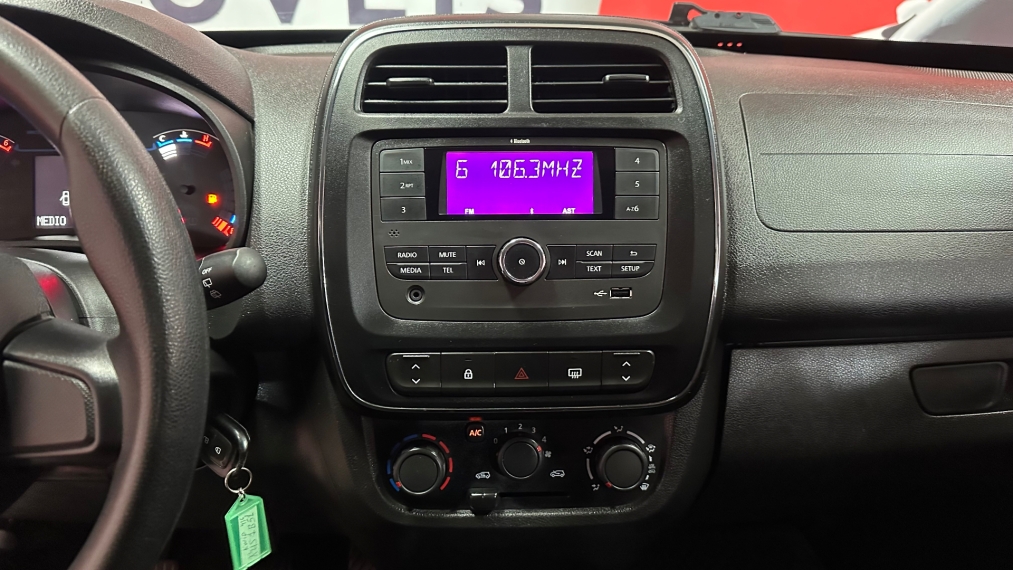renault kwid 1.0 12v sce flex zen manual 4p 20239 renault kwid 1.0 12v sce flex zen manual 4p 20239