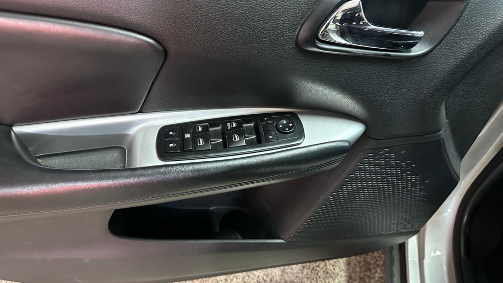 fiat freemont 2.4 emotion 16v gasolina 4p automatico 201213 fiat freemont 2.4 emotion 16v gasolina 4p automatico 201213