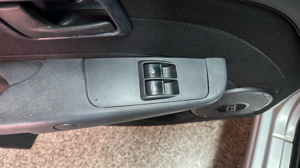 fiat siena 1.0 mpi el 8v flex 4p manual 201113 fiat siena 1.0 mpi el 8v flex 4p manual 201113