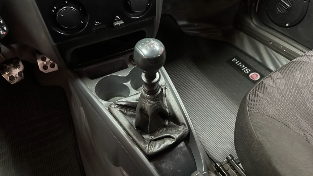 fiat siena 1.0 mpi el 8v flex 4p manual 201112 fiat siena 1.0 mpi el 8v flex 4p manual 201112