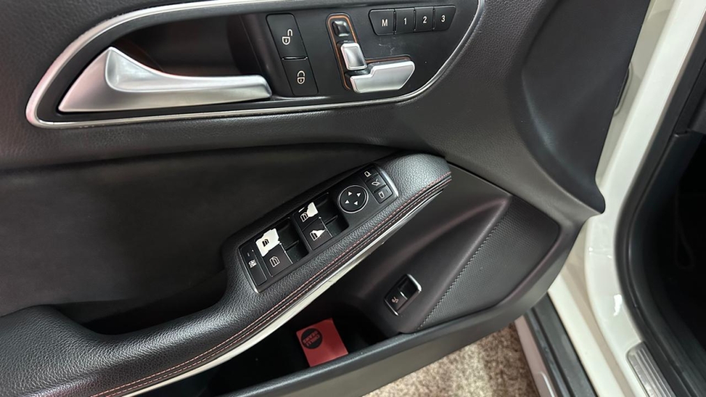 mercedes-benz gla 250 2.0 16v turbo gasolina sport 4p automatico 201513 mercedes-benz gla 250 2.0 16v turbo gasolina sport 4p automatico 201513