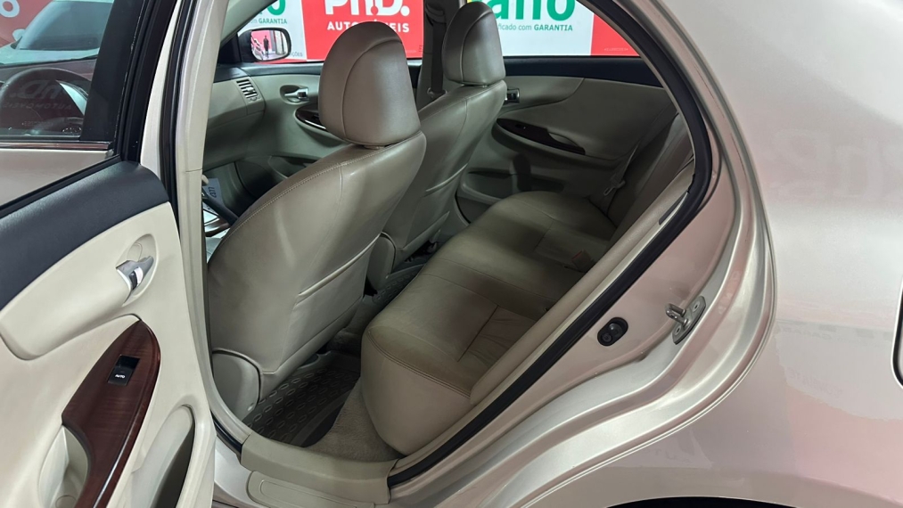 toyota corolla 2.0 altis 16v flex 4p automatico 20147 toyota corolla 2.0 altis 16v flex 4p automatico 20147