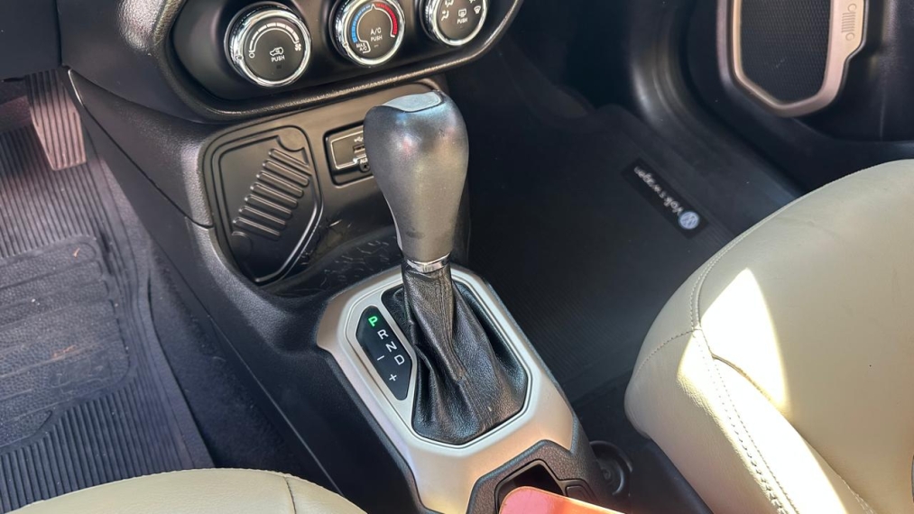 jeep renegade 1.8 16v flex sport 4p automatico 201712