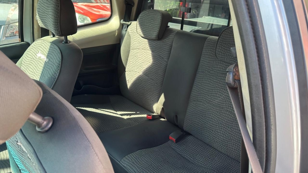 fiat strada 1.8 mpi adventure ce 16v flex 2p manual 4p 20127