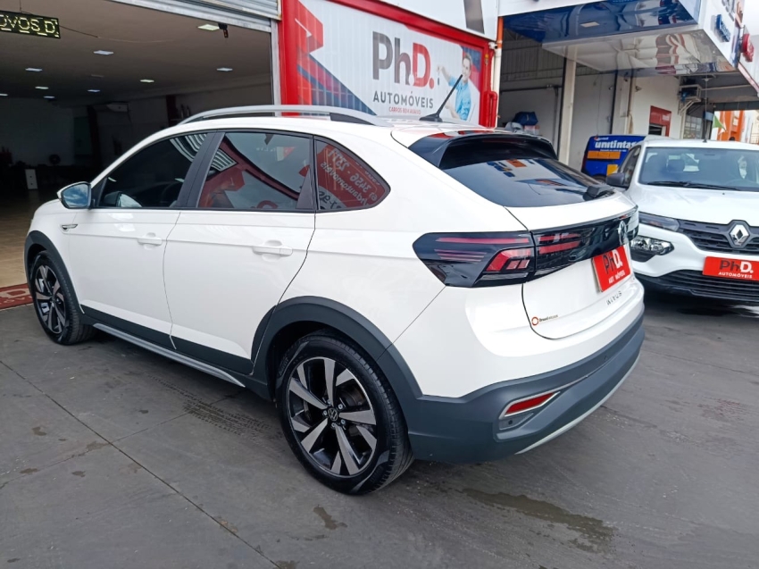 volkswagen nivus 1.0 200 tsi total flex highline automatico 4p 20225