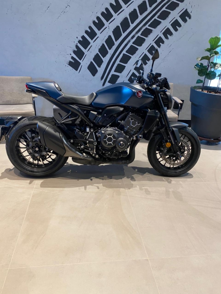 honda cb 1000 r black ed gasolina manual 2024