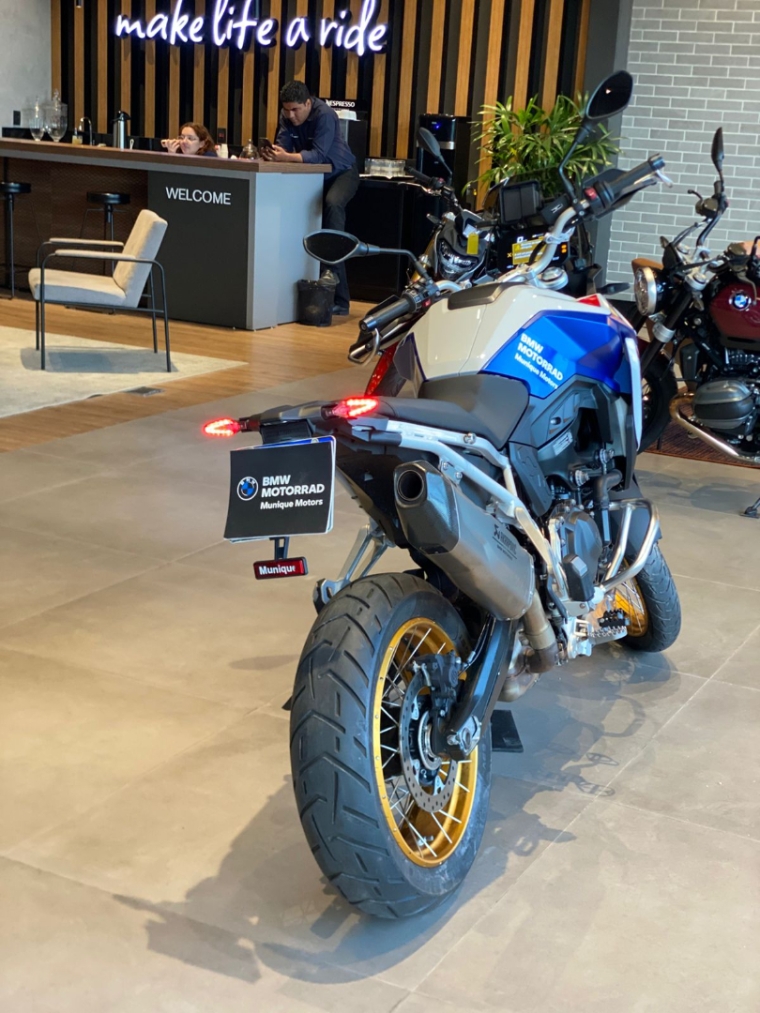 bmw f 900 gs trophy gasolina manual 2025
