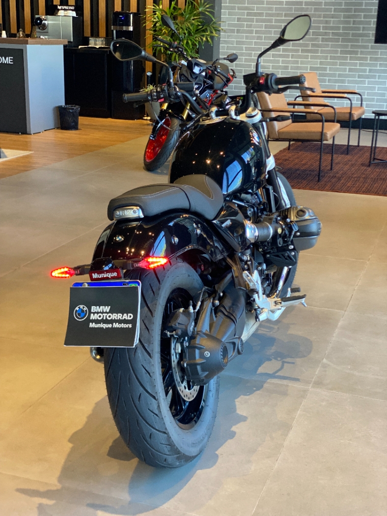 bmw r 12 black 1200 gasolina manual 2025
