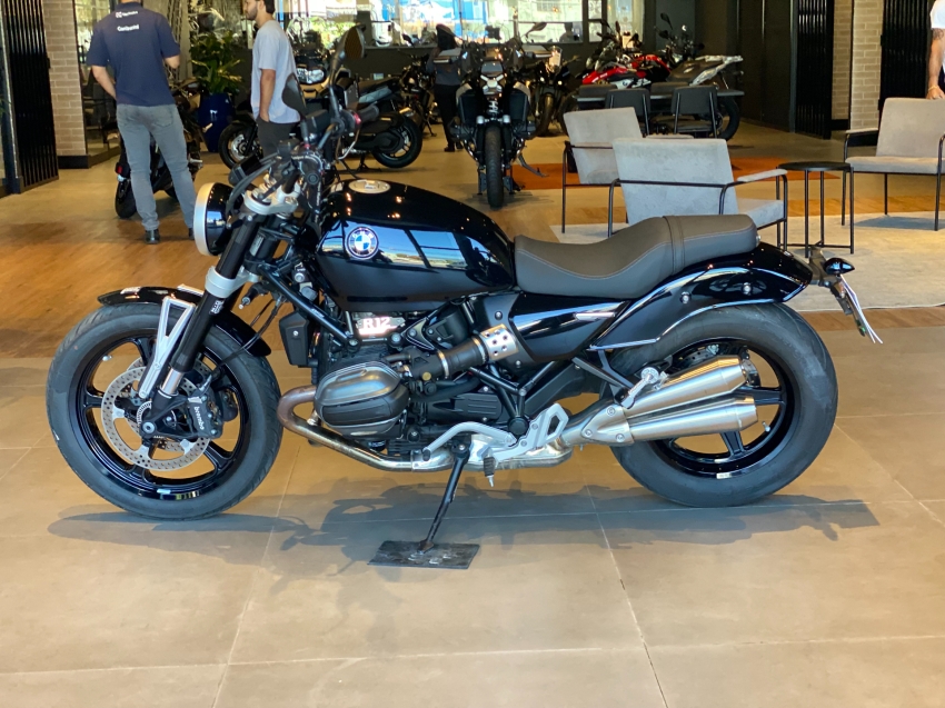 bmw r 12 black 1200 gasolina manual 2025