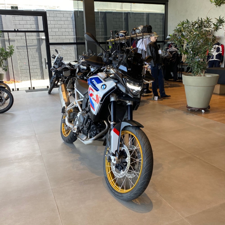 bmw f 900 gs trophy gasolina manual 2025